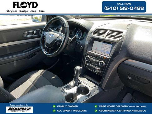 Used 2018 Ford Explorer XLT w/ Equipment Group 201A AWD/4WD image 36