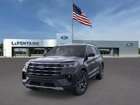 New 2025 Ford Explorer Active w/ Active Comfort Package image 2