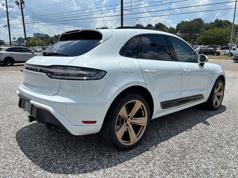 Used 2024 Porsche Macan AWD/4WD image 5