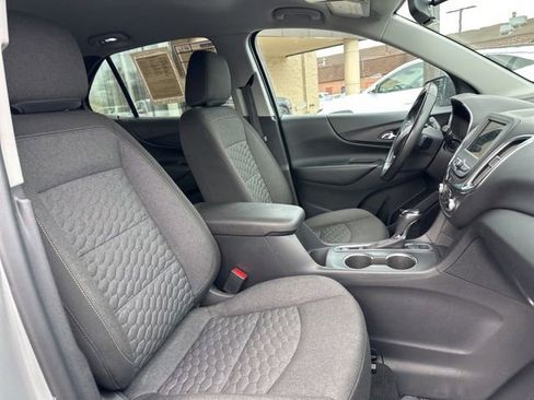 Used 2019 Chevrolet Equinox LT image 40