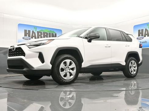 Used 2024 Toyota RAV4 LE image 20