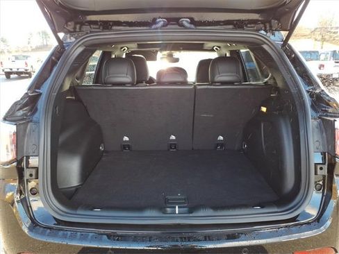 Used 2023 Jeep Compass Limited w/ Sun and Sound Group image 6