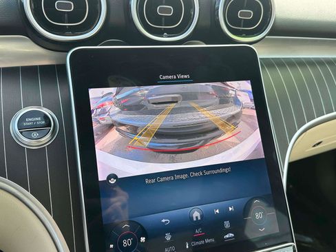 Used 2022 Mercedes-Benz C 300 4MATIC Sedan image 31