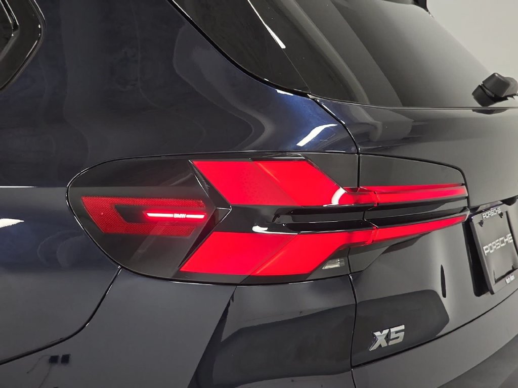 Used 2025 BMW X5 M60i w/ Climate Comfort Package AWD/4WD image 29