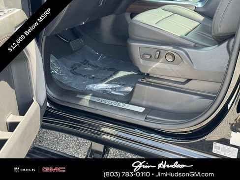 Certified 2024 Chevrolet Silverado 3500 High Country w/ High Country Premium Package image 22