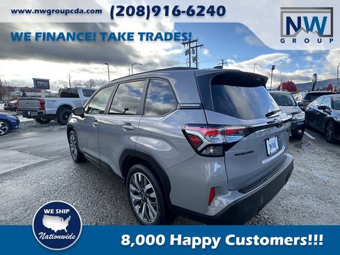 Used 2025 Subaru Forester Touring image 7