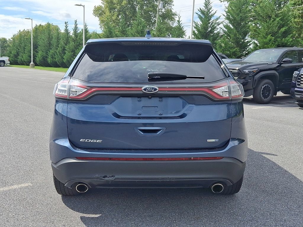 Used 2018 Ford Edge SE AWD/4WD image 5
