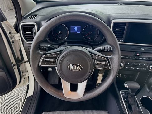 Used 2022 Kia Sportage LX AWD/4WD image 14