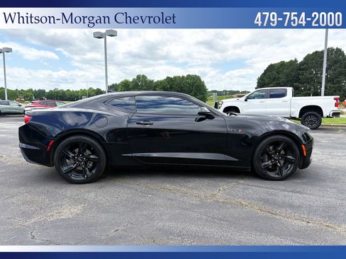 Used 2021 Chevrolet Camaro LT RWD image 5