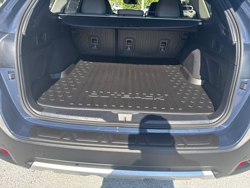 New 2025 Subaru Outback Limited image 6