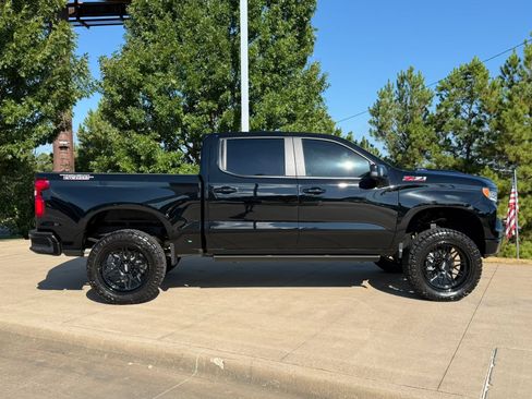 Used 2026 Chevrolet Silverado 1500 LT Trail Boss w/ Safety Package AWD/4WD image 7