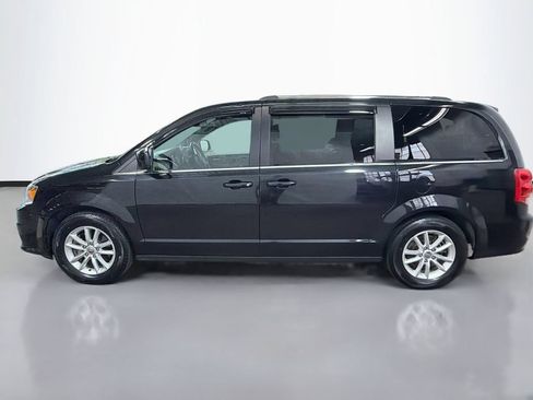 Used 2019 Dodge Grand Caravan SXT FWD image 6