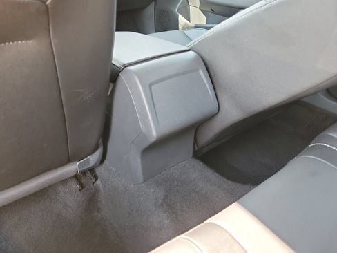Used 2024 Volkswagen Jetta SE FWD image 11
