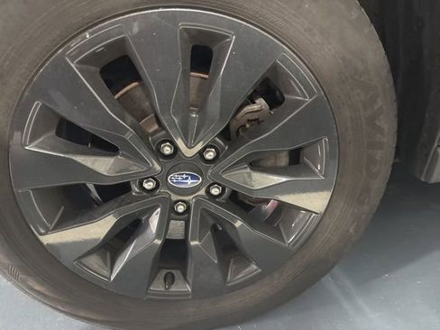 Used 2024 Subaru Outback Onyx Edition AWD/4WD image 3