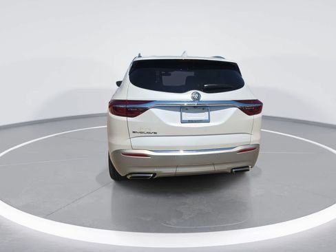 Used 2021 Buick Enclave Essence w/ Sound and Sites Package FWD image 7