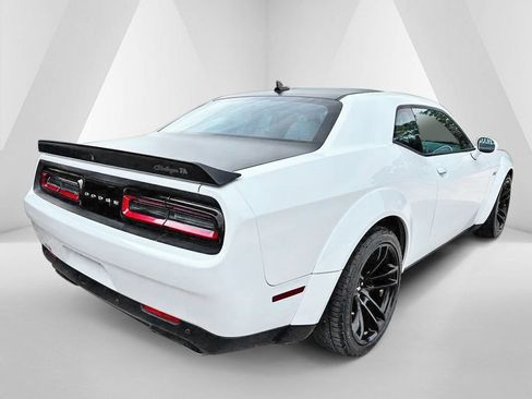 Used 2021 Dodge Challenger R/T Scat Pack RWD image 7
