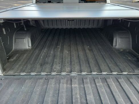 Used 2024 Chevrolet Silverado 1500 LTZ image 8