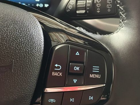 Used 2025 Ford Escape Platinum AWD/4WD image 27