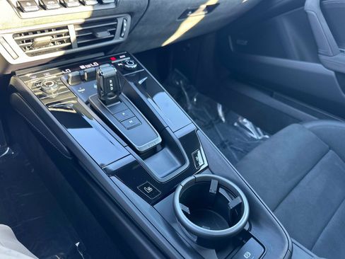Used 2025 Porsche 911 Carrera GTS image 22