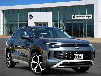 New 2026 Volkswagen Tiguan SE