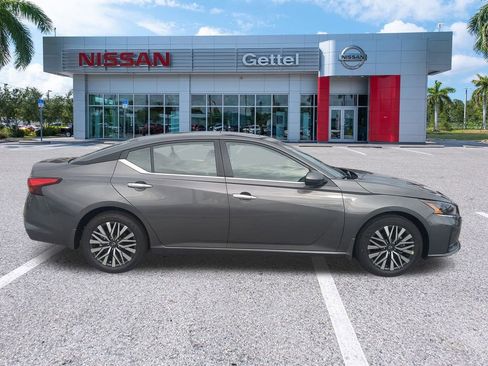 New 2025 Nissan Altima 2.5 SV w/ SV Premium Package image 4