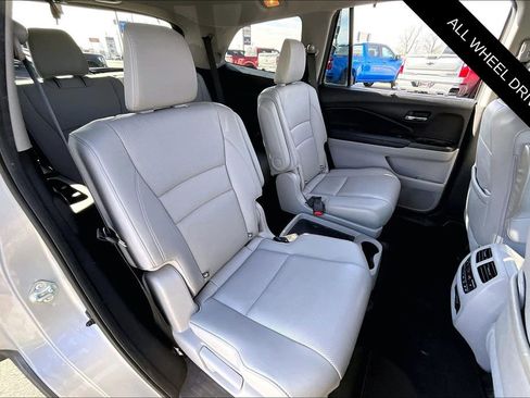 Used 2019 Honda Pilot Elite image 24