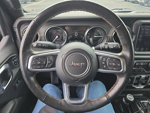 Used 2021 Jeep Wrangler Unlimited Sahara image 10