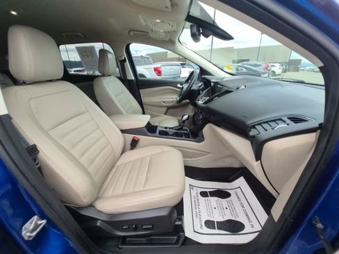 Used 2019 Ford Escape Titanium AWD/4WD image 19