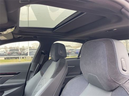 Used 2024 BMW 530i w/ M Sport Package image 24