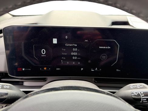 New 2025 Kia Carnival SX Prestige image 11