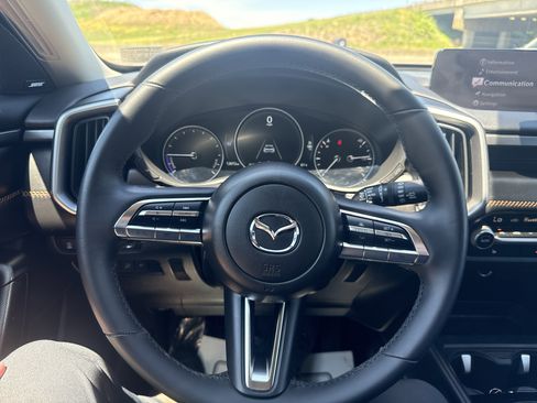 Used 2025 MAZDA CX-50 AWD 2.5 Hybrid w/ Cargo Package image 18