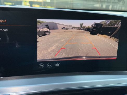 Used 2024 Cadillac Lyriq Sport RWD image 28