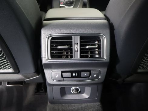 Used 2018 Audi Q5 2.0T Premium Plus w/ Premium Plus Package image 25