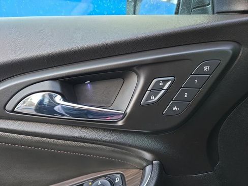 New 2025 Chevrolet Malibu LT w/ Midnight Edition image 16