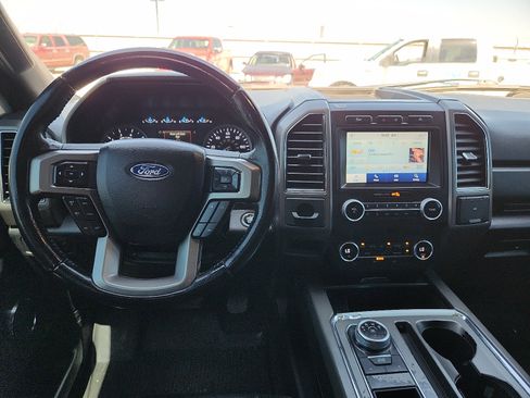 Used 2021 Ford Expedition XLT RWD image 9
