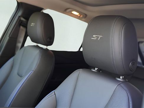 New 2026 Buick Encore GX Sport Touring image 10