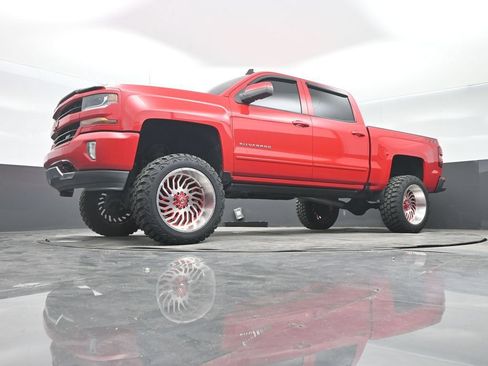Used 2018 Chevrolet Silverado 1500 LT w/ All Star Edition AWD/4WD image 26