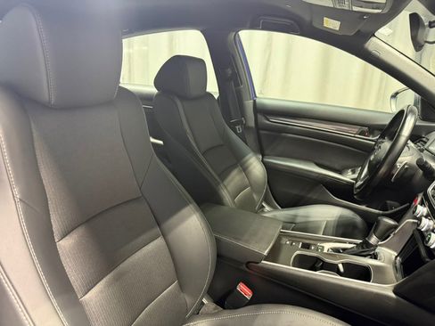 Used 2021 Honda Accord Sport image 11