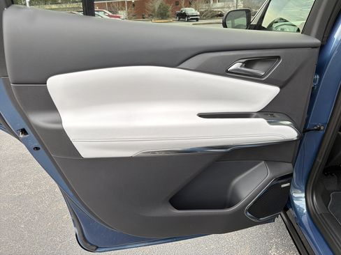 New 2026 Chevrolet Traverse High Country image 23