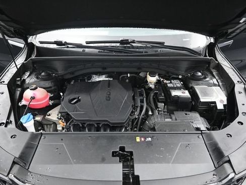 Used 2024 Kia Sorento LX FWD image 35