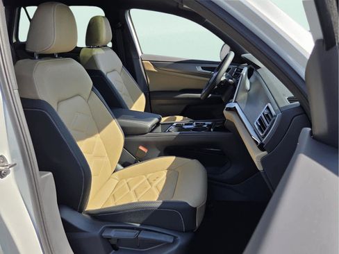 New 2026 Volkswagen Atlas Cross Sport SE FWD image 17