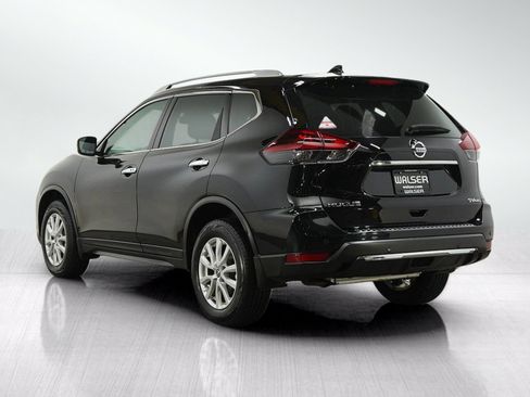 Used 2020 Nissan Rogue SV AWD/4WD image 3