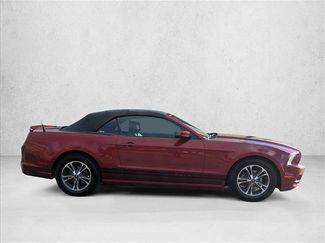 Used 2014 Ford Mustang Premium w/ Comfort Package video 4