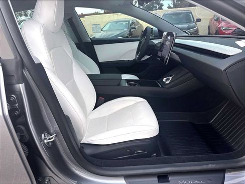 Used 2025 Tesla Model 3 Long Range RWD image 10