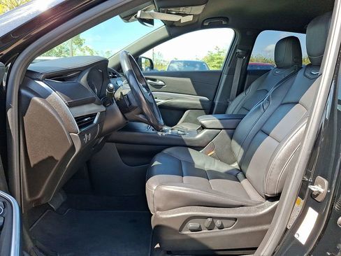 Used 2022 Cadillac XT4 Premium Luxury w/ Safety Alert Package image 13