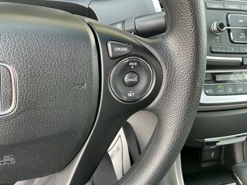 Used 2013 Honda Accord EX image 28