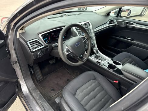 Used 2013 Ford Fusion SE image 5