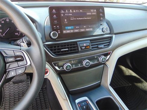 Used 2018 Honda Accord EX image 12