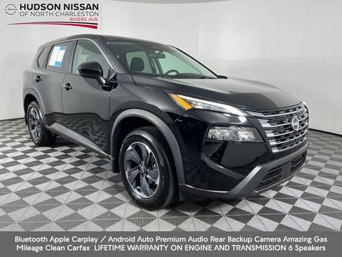 Certified 2026 Nissan Rogue SV FWD image 1