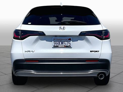 Used 2024 Honda HR-V Sport image 4
